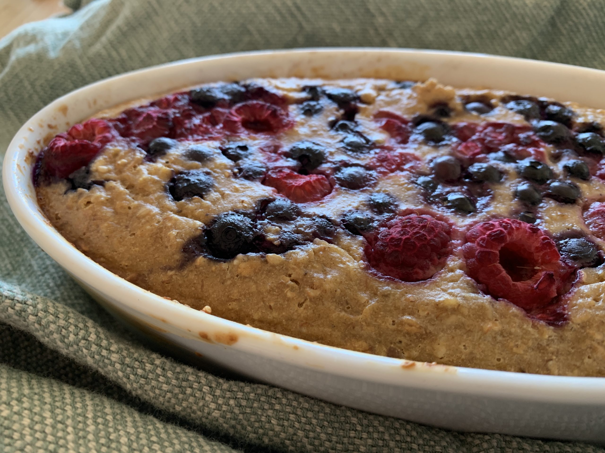 beeriger Ofen Porridge mit Quark betterknow.how