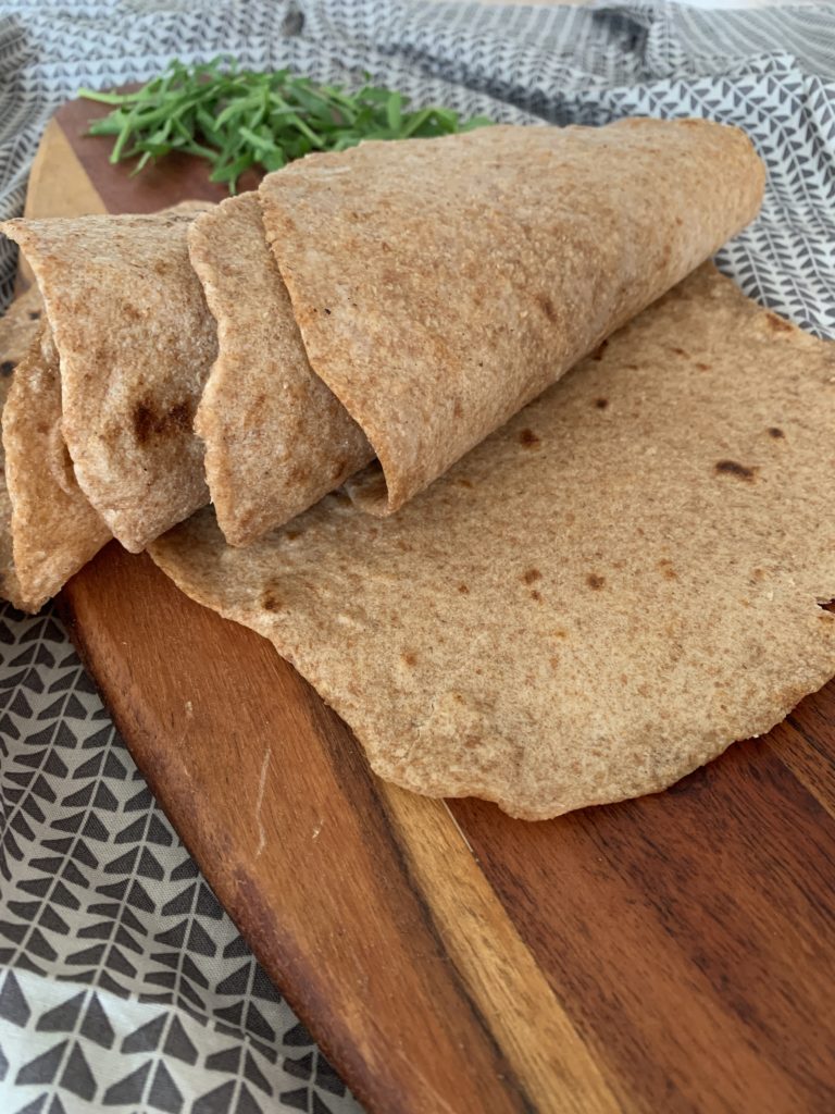 Grundrezept für Vollkorn Wraps / Tortillas - betterknow.how Grundrezept für Vollkorn Wraps / Tortillas - betterknow.how